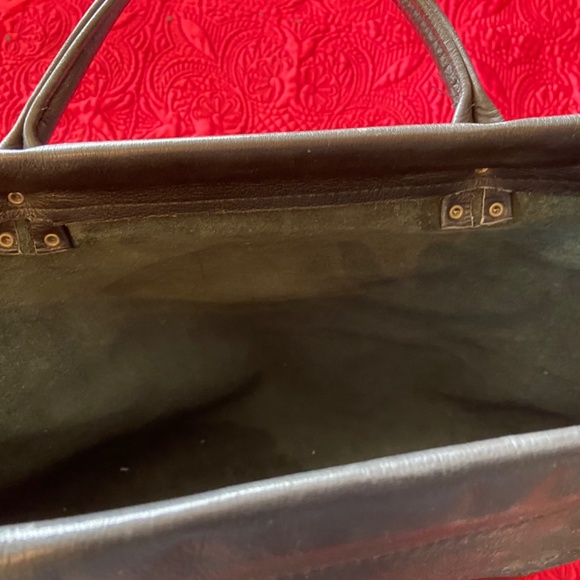 Genuine leather non branded portfolio - Picture 7 of 16